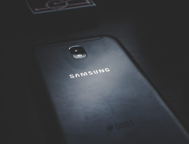 Samsung Galaxy J7 (2018): Smartphone Lama yang Diperbarui